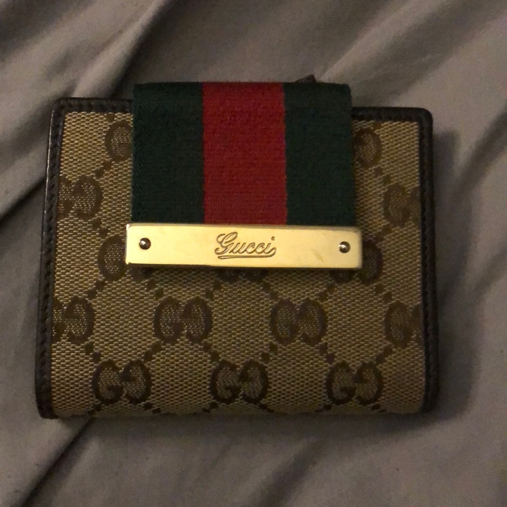 Gucci wallet